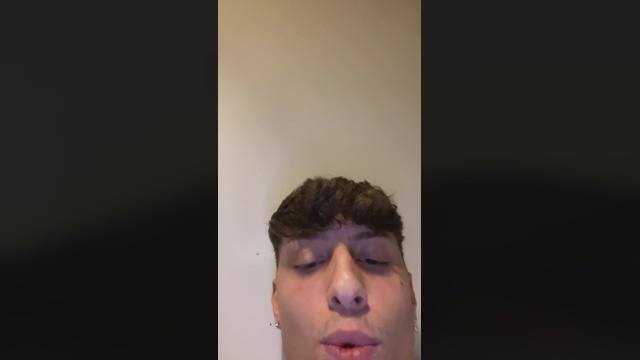 Angeluzzo01  25-03-2022